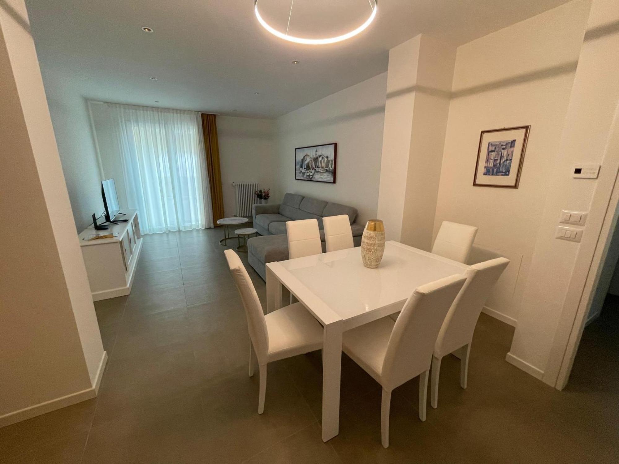 קאורלה Nuovo Residence Serenissima Frontemare - Agenzia Cocal מראה חיצוני תמונה